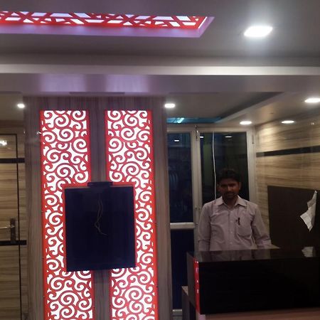 Oyo 86669 Arnav Residency Hotel New Delhi Exterior foto